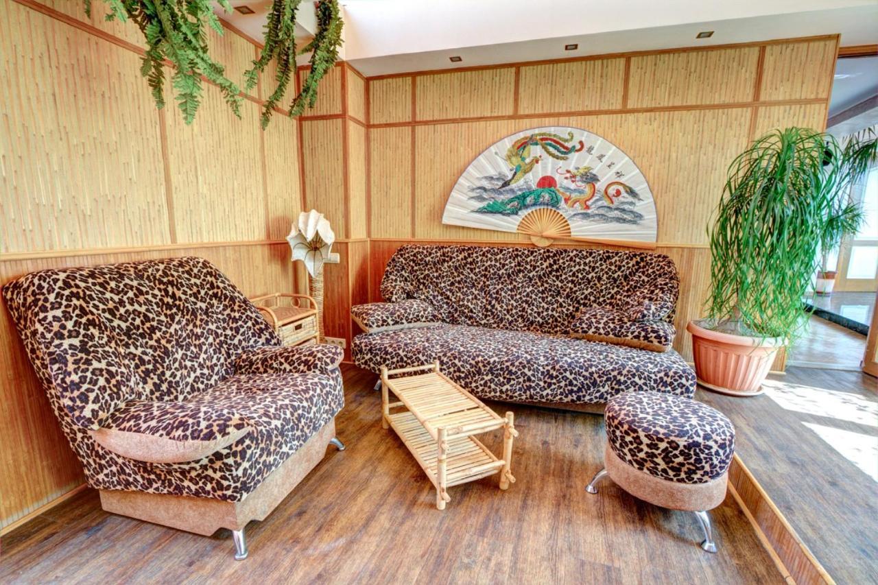 Jungle - Дом-Сказка У Моря Odessa Exterior foto